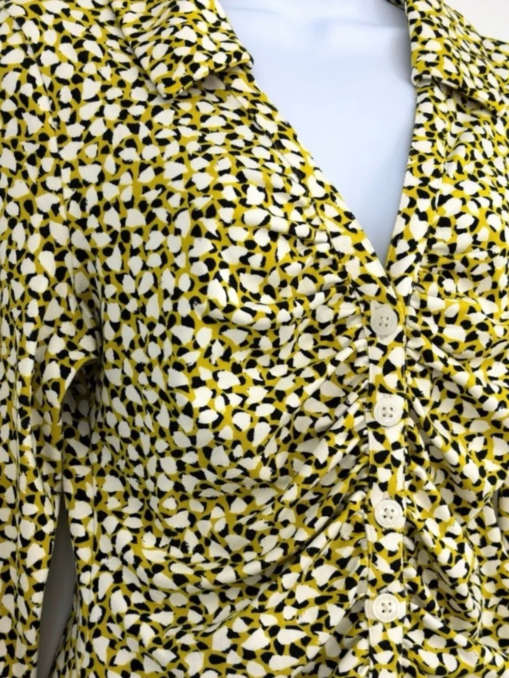 Anthropologie Maeve Ruched Collared Button-Front Long-Sleeve Shirt - Size XS - Picture 4 of 5